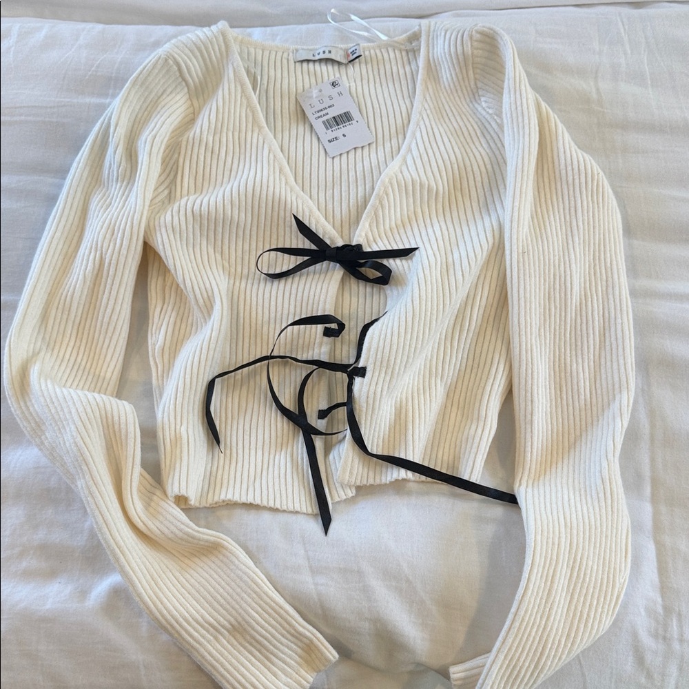 Lush Cream Ribbed Blouse with Black Ties